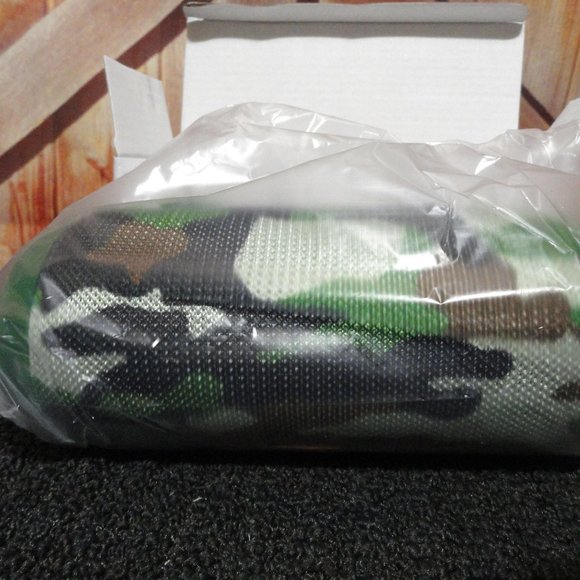 CAMO COLOR portable Bluetooth wireless Stereo Speaker Waterproof~NIP~IPX5 T&G - Picture 5 of 5